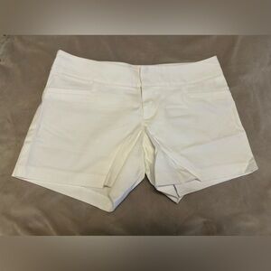 White Shorts, Lilly Pulitzer, Size 4